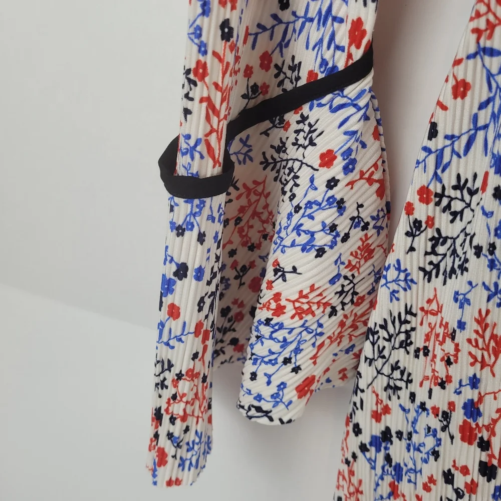 Topshop pleated wrap dress. - Picture 4 of 8